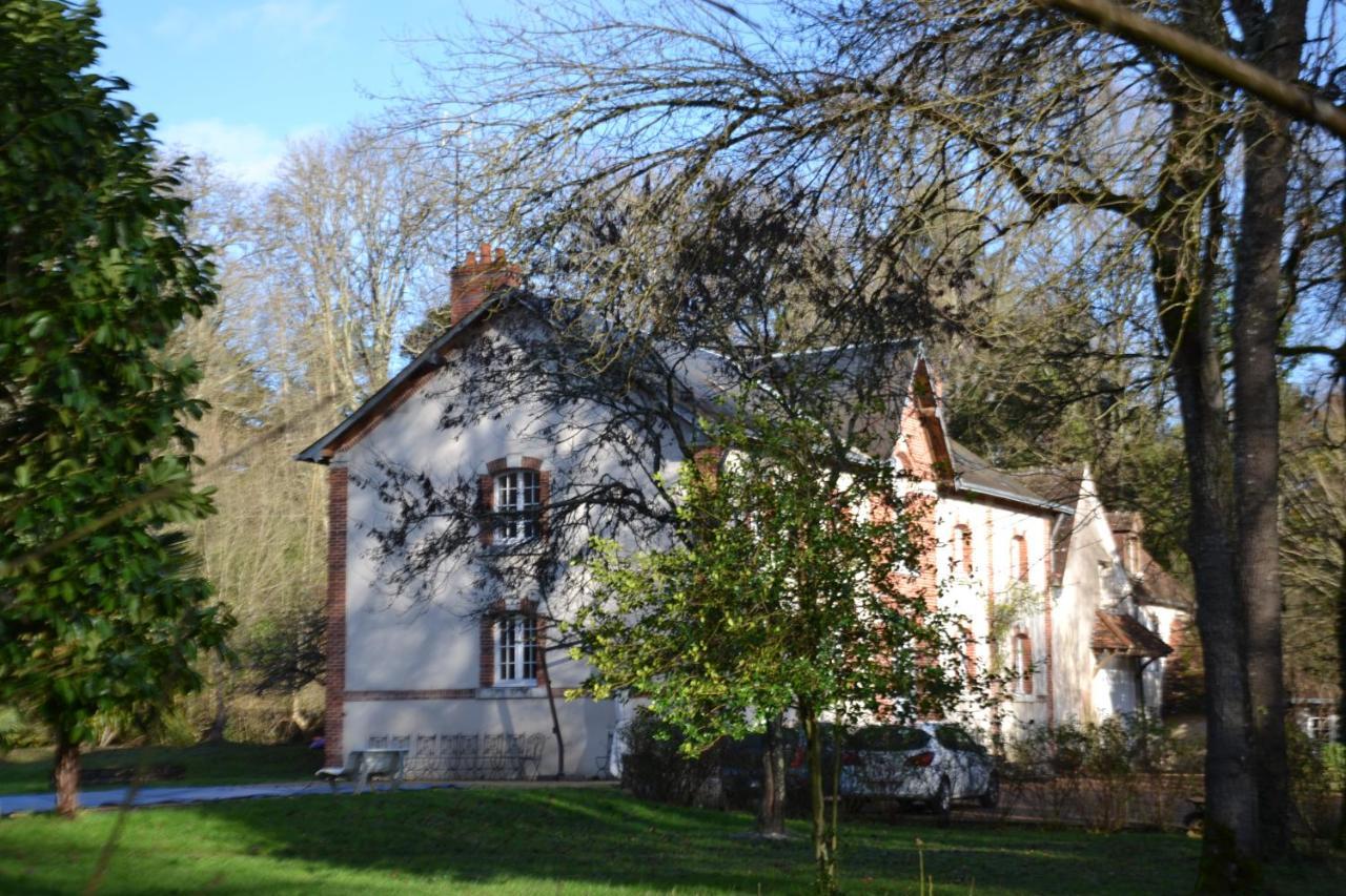 Le Moulin Et L'Olivier Three Bedroom Suite Chambon-sur-Cisse Luaran gambar